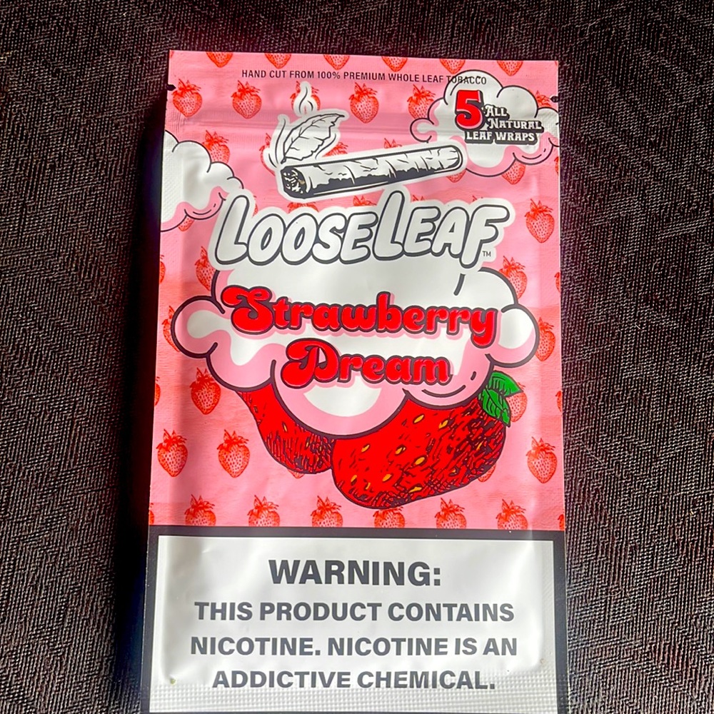 Strawberry loose leaf